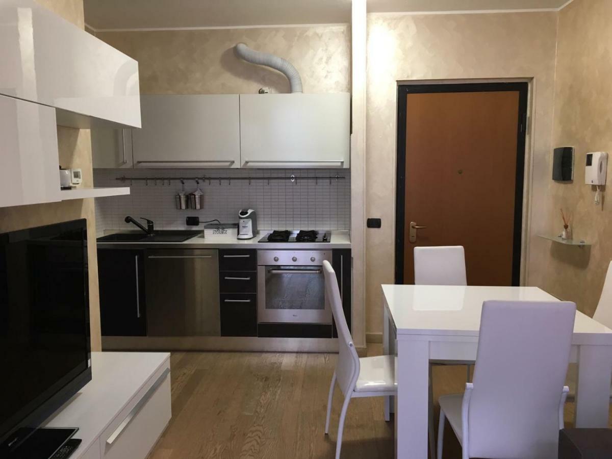 Milano Malpensa Grandi Ap Appartement Gallarate Buitenkant foto