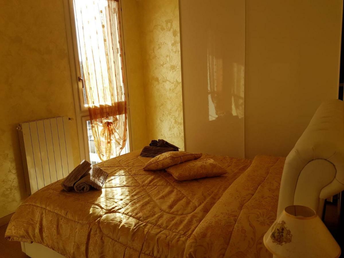 Milano Malpensa Grandi Ap Appartement Gallarate Buitenkant foto