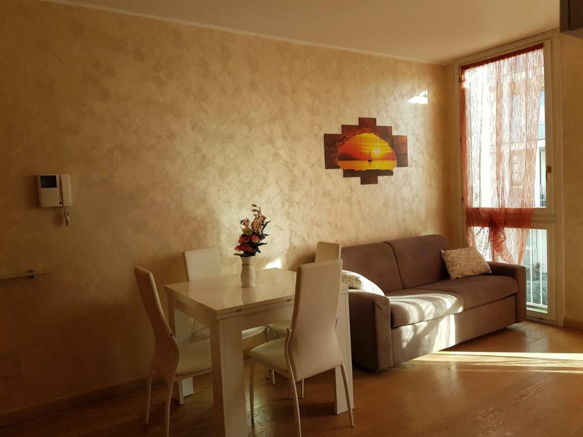 Milano Malpensa Grandi Ap Appartement Gallarate Buitenkant foto