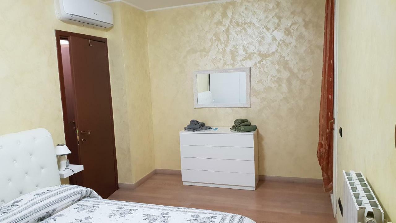Milano Malpensa Grandi Ap Appartement Gallarate Buitenkant foto