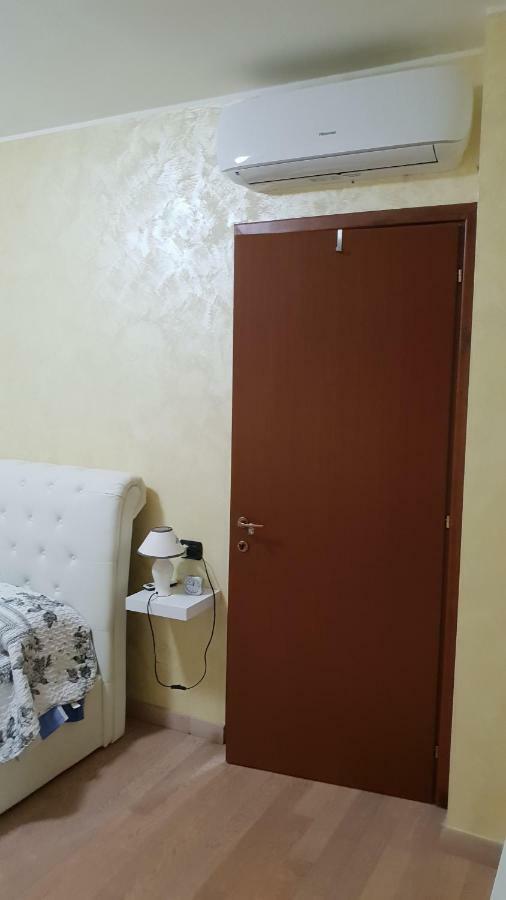 Milano Malpensa Grandi Ap Appartement Gallarate Buitenkant foto