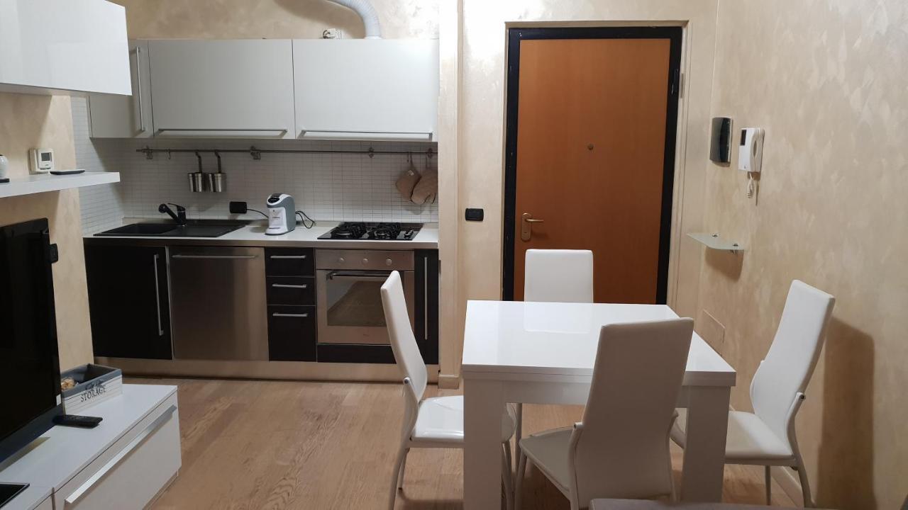 Milano Malpensa Grandi Ap Appartement Gallarate Buitenkant foto