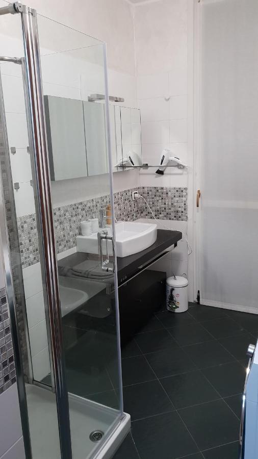 Milano Malpensa Grandi Ap Appartement Gallarate Buitenkant foto